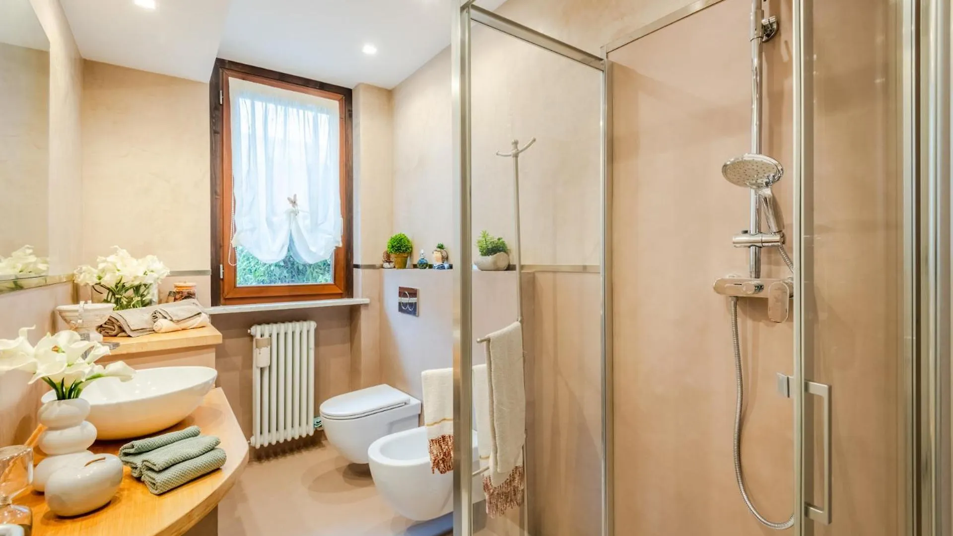 Casa Ambra In Lucca Apartment